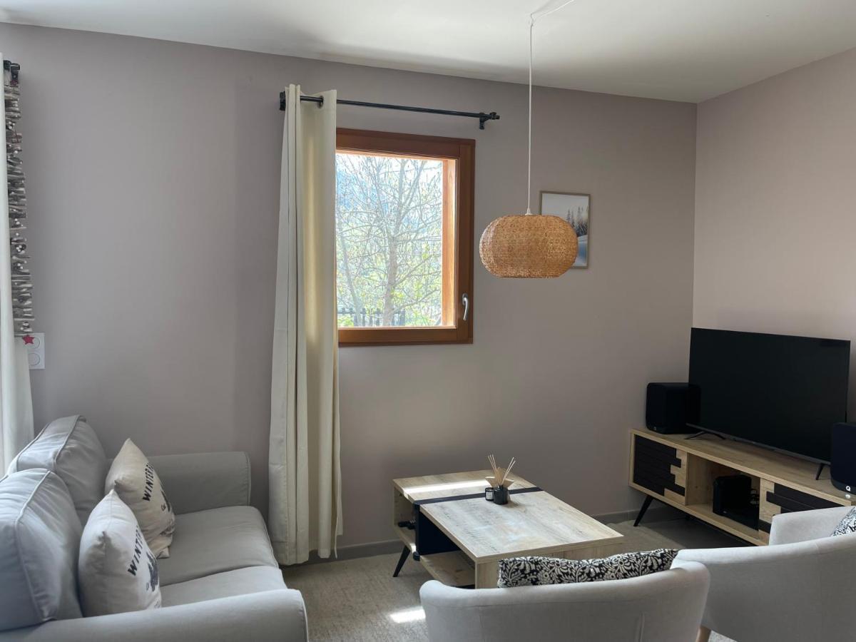 Appartement Au Centre De St Martin De Belleville แซ็ง-มาร์แต็ง-เดอ-แบลวีย์ ภายนอก รูปภาพ